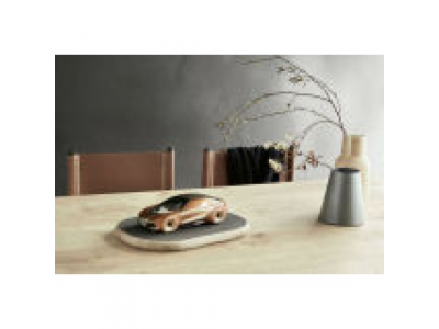 Модель автомобиля BMW Vision Next 100, Bronze, Scale 1:18, артикул 80432406146