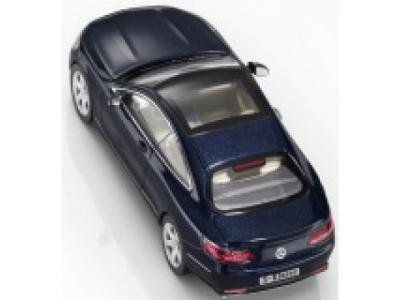 Модель автомобиля Mercedes S-Klasse, Coup? 1/43 Blue, артикул B66961241